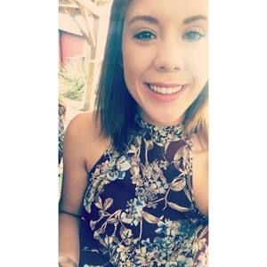 Meet your Posher, Iliana